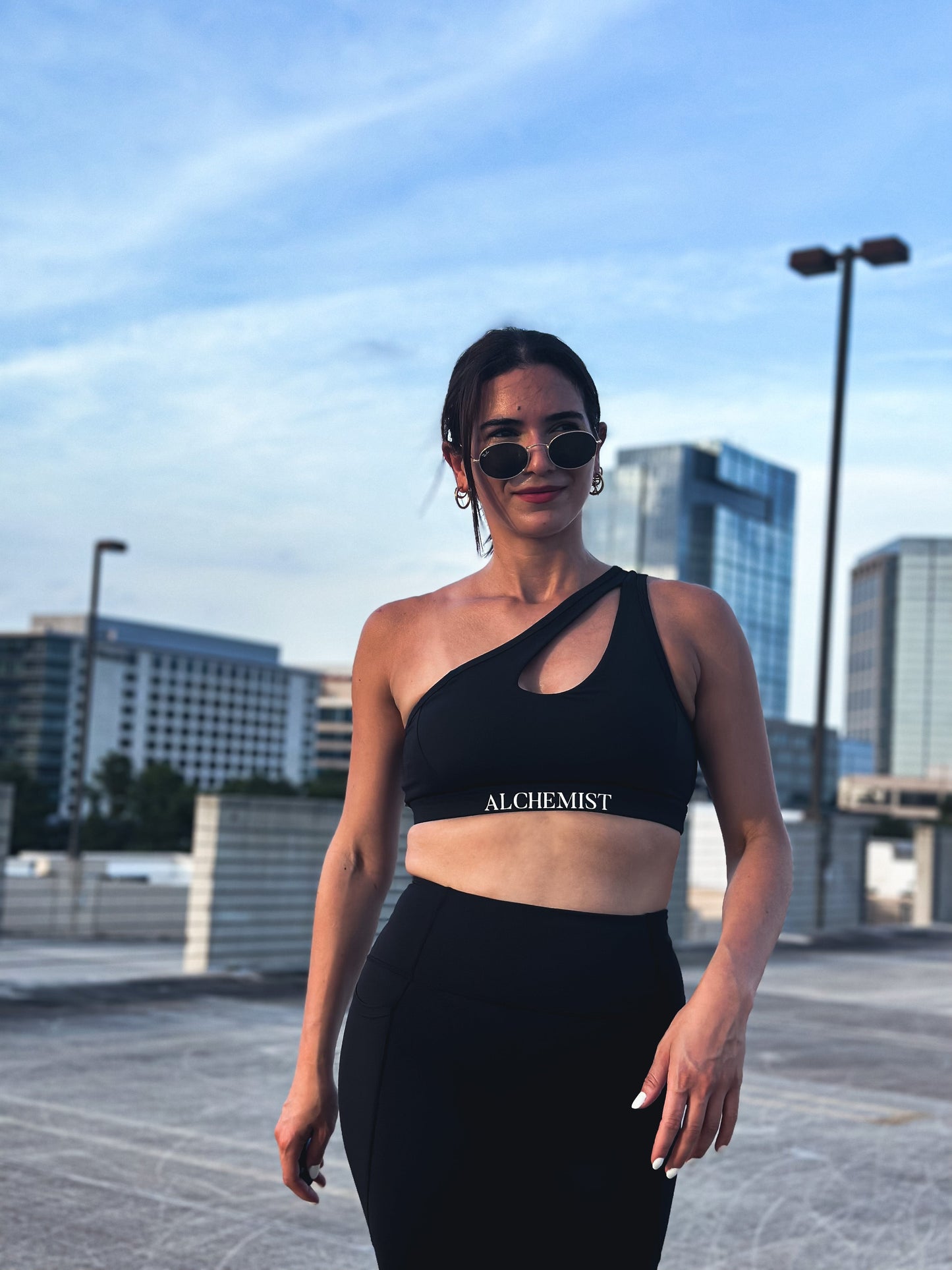 Black leggings with side pockets