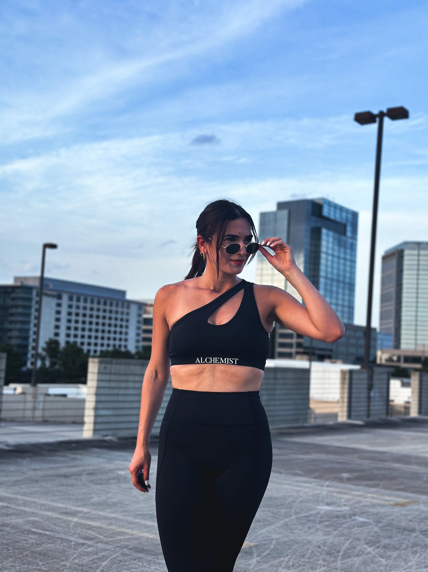 Black leggings with side pockets