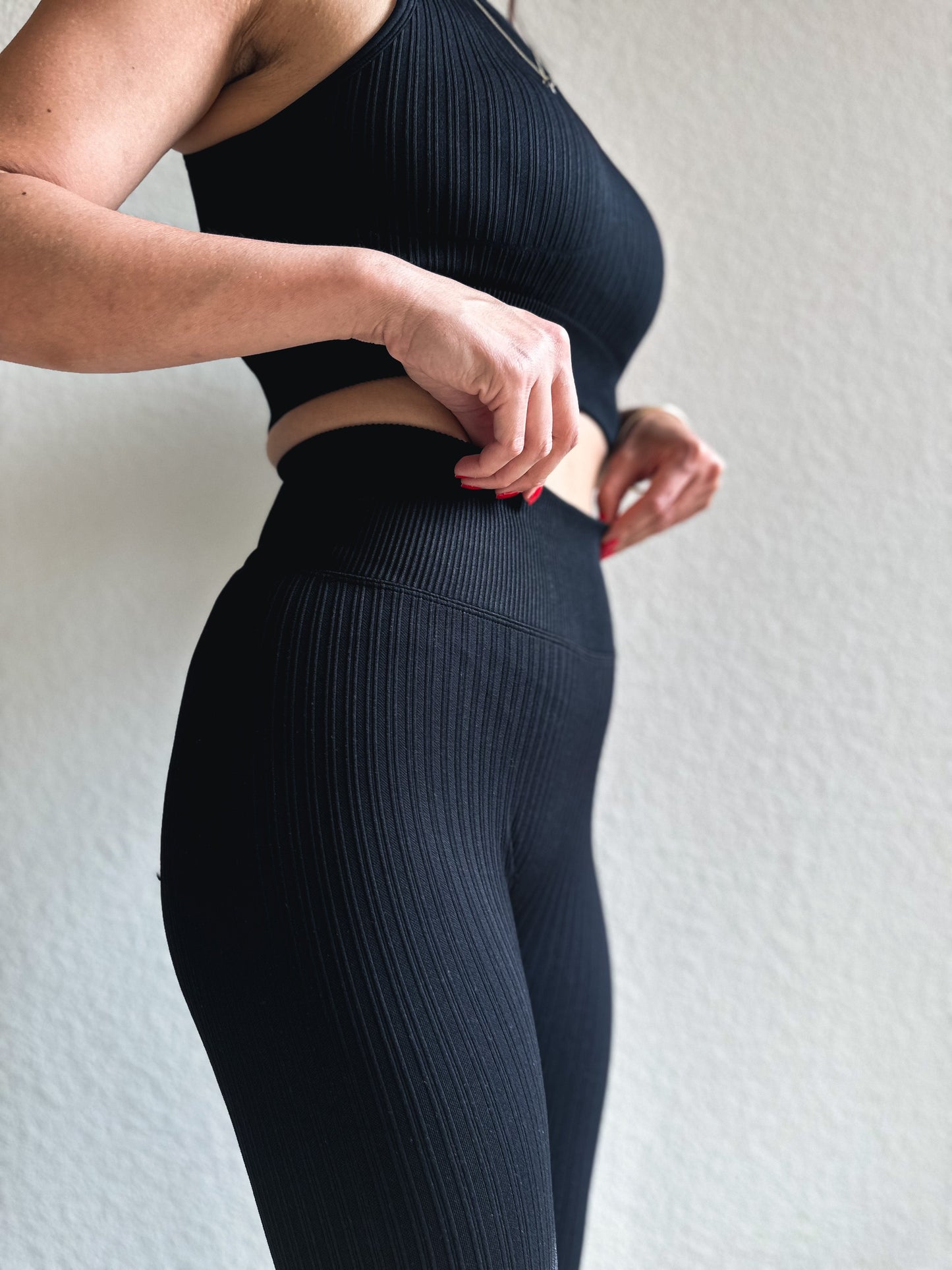 Seamless Ribbed High Waist Black Leggings