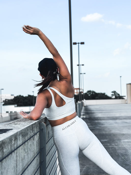 White leggings with side pockets